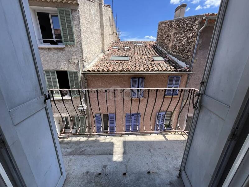 Maison à louer, 56m², CUERS