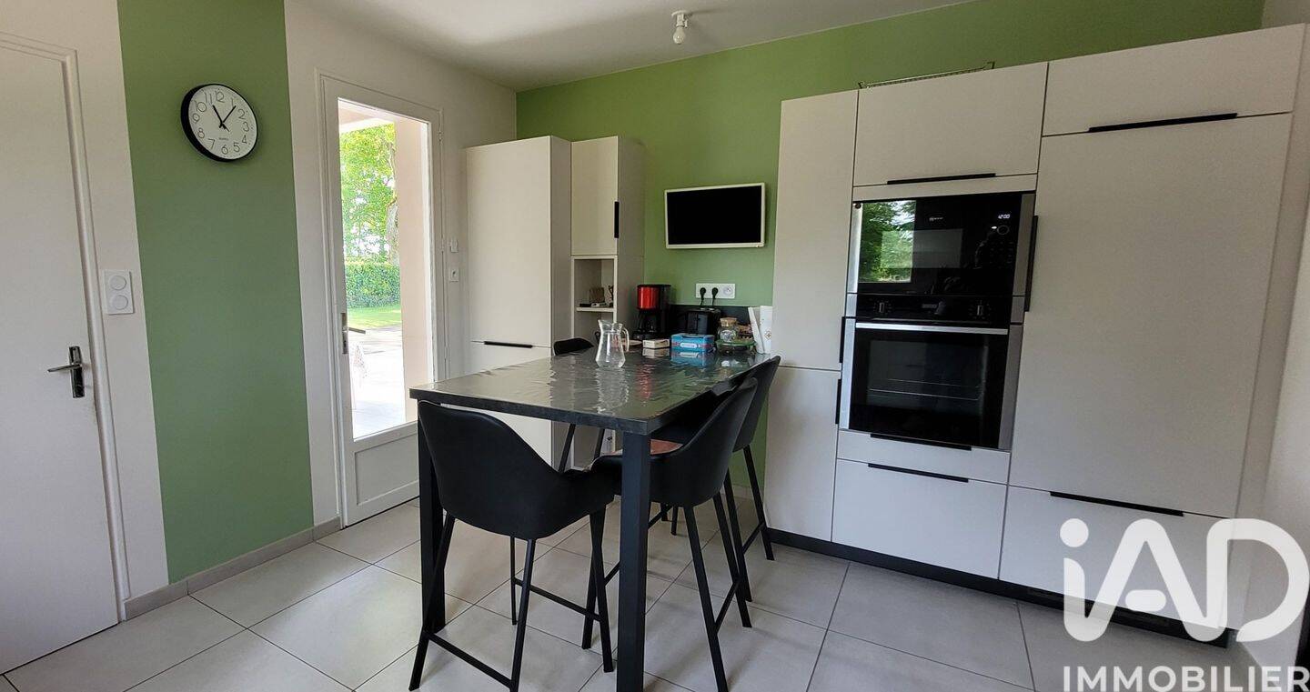 Maison à vendre, 151m², SAINT DENIS LA CHEVASSE