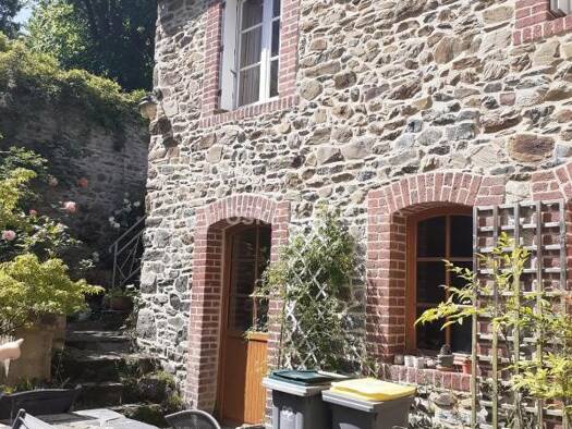 Maison de ville à vendre 179 000 € 7 pièces 5 chambres 142 m² 210 m² de terrain Pontrieux 22260