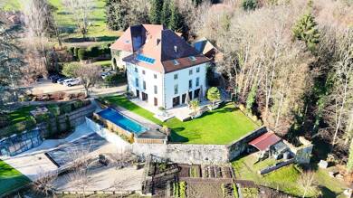 Maison à vendre 5 250 000 € 10 pièces 8 chambres 600 m² 40 000 m² de terrain Pers-Jussy 74930