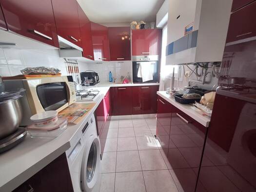 Appartement à louer 790 € 3 pièces 2 chambres 47 m² 1er étage Zone Industrielle du Prat Vannes 56000