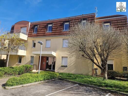 Appartement à vendre 161 000 € 3 pièces 2 chambres 60 m² 2ème étage Porte de Beaune Beaune 21200