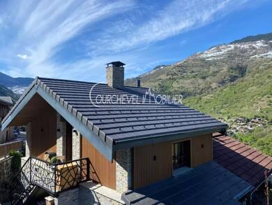 Maison à vendre 680 000 € 4 pièces 2 chambres 193,8 m² 593 m² de terrain Courchevel Courchevel 73120