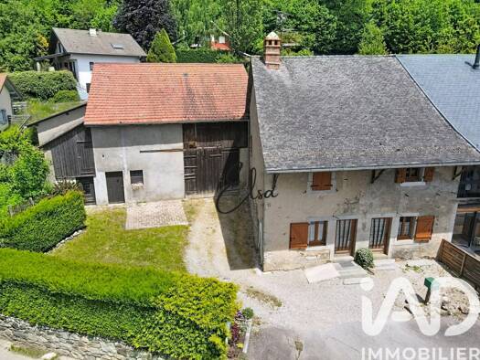 Maison à vendre 380 000 € 5 pièces 4 chambres 110 m² 232 m² de terrain Cernex 74350