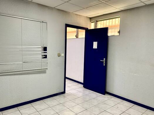 Espace bureau à louer 390 € 10 m² de bureaux Fort de France 97200