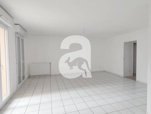 Appartement à vendre 98 000 € 2 pièces 1 chambre 56,7 m² Étage 1/3 Soissons 02200