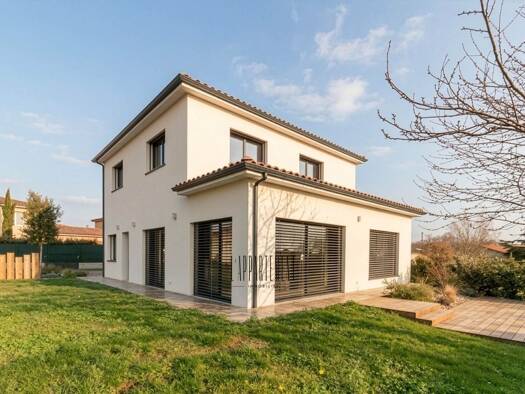 Maison à louer 2 100 € 5 pièces 4 chambres 142 m² Pechbonnieu 31140