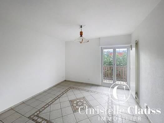 Appartement à louer 1 340 € 4 pièces 3 chambres 104 m² 1er étage Sud Ouest Saint-Louis 68300