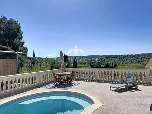Villa à vendre 459 000 € 6 pièces 3 chambres 151 m² 773 m² de terrain Carcès 83570