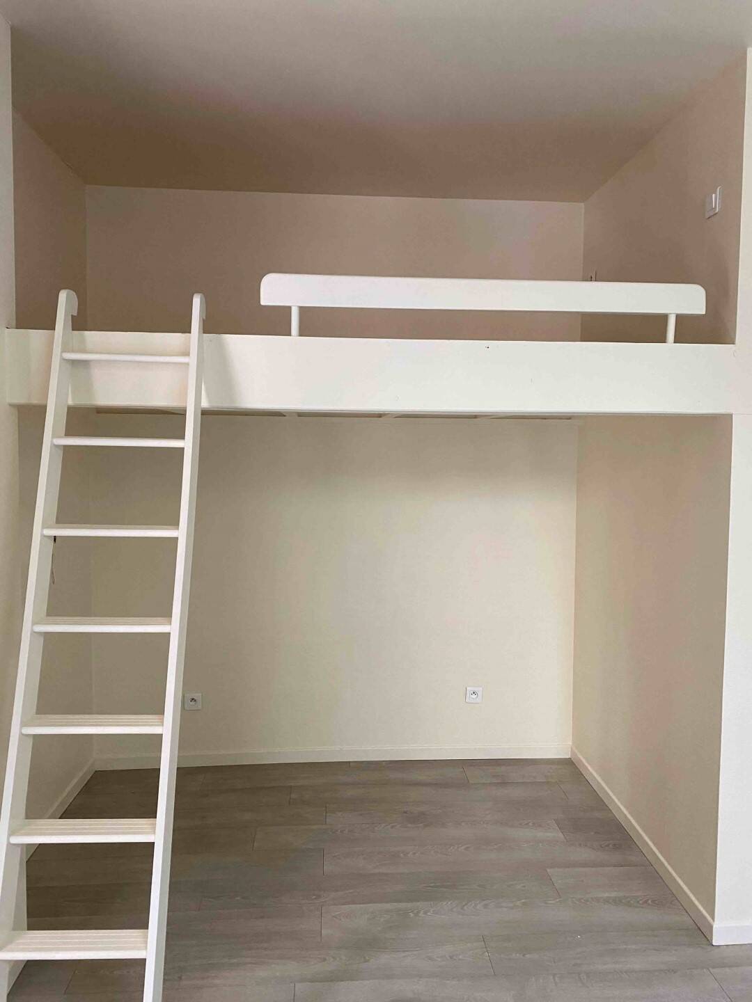 Maison à louer, 17m², ASNIERES SUR SEINE