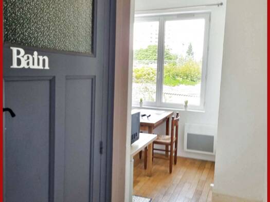Appartement à louer 625 € 2 pièces 1 chambre 24 m² 2ème étage Nantes 44000