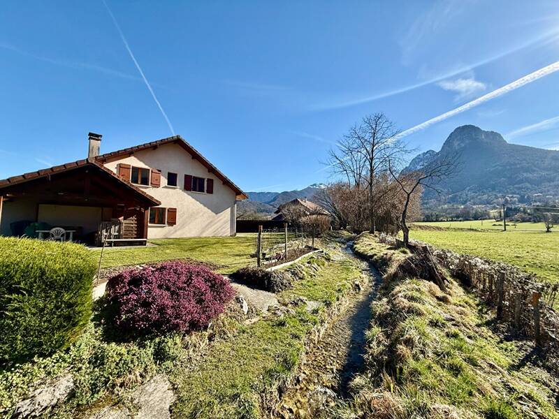 Maison à vendre, 132m², DOUSSARD