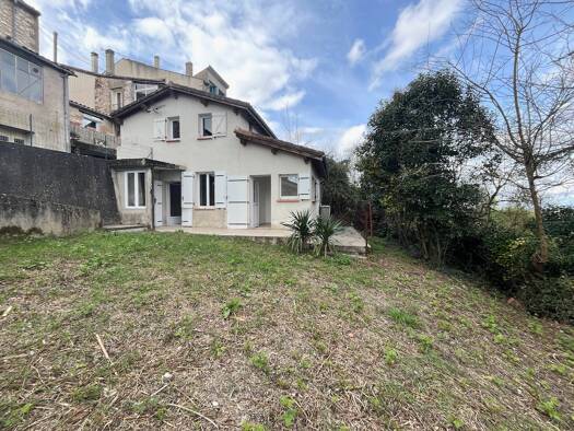 Maison à louer 535 € 2 pièces 1 chambre 44 m² 221 m² de terrain Monclar 47380