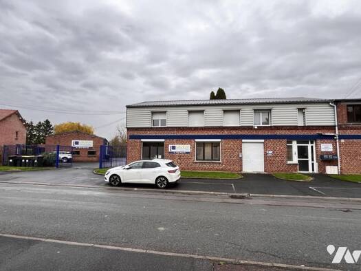 Local commercial à louer 3 000 € 348 m² de surface de vente Vimy 62580