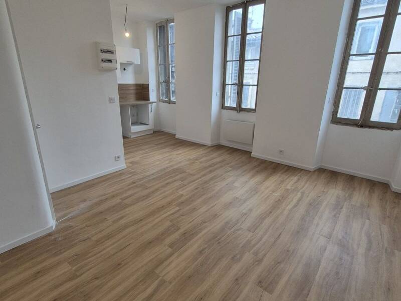 Maison à louer, 26m², MARSEILLE 11E