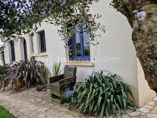 Maison à vendre 249 000 € 5 pièces 4 chambres 111 m² Hôpital-Camfrout 29460