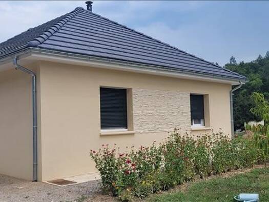 Maison de plain-pied à vendre - neuf 302 100 € 5 pièces 3 chambres 110 m² 1 165 m² de terrain Altillac 19120