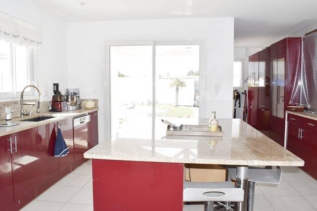 Maison à vendre, 180m², LA BREE LES BAINS