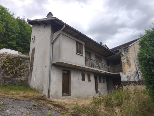 Maison à vendre 45 000 € 2 pièces 1 chambre 45 m² 170 m² de terrain Plateau d'Hauteville 01110