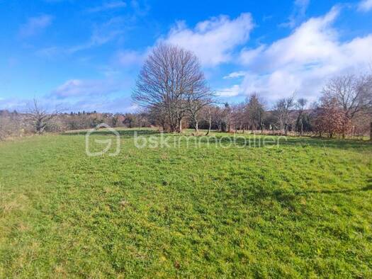 Terrain constructible à vendre 29 900 € 1 152 m² de terrain Châlus 87230