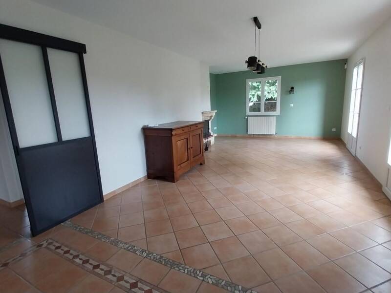 Maison à louer, 106m², SAINT YRIEIX LA PERCHE