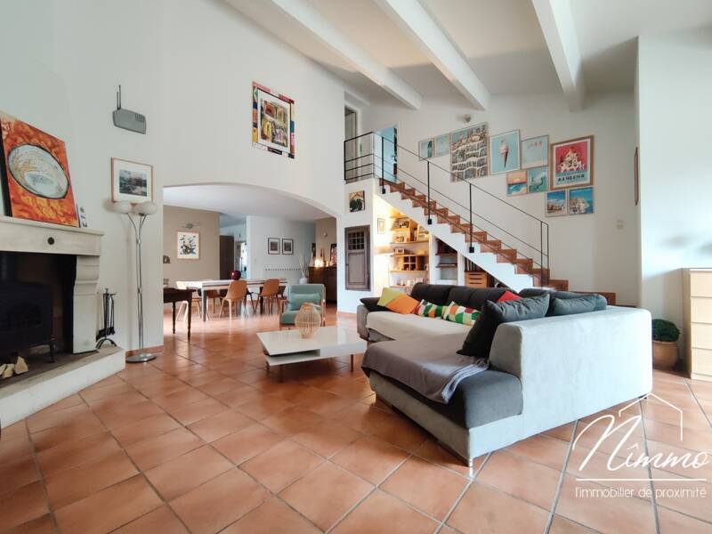 Maison à vendre, 217m², NIMES