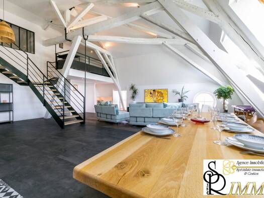 Duplex à vendre 590 000 € 5 pièces 4 chambres 160,1 m² Étage 2/2 Cordeliers Dijon 21000