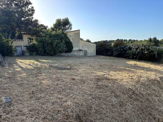 Terrain constructible à vendre 239 000 € 871 m² de terrain Mimet 13105