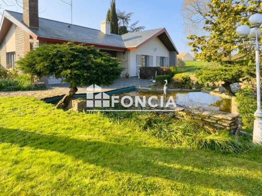 Maison à vendre 240 000 € 6 pièces 3 chambres 128,9 m² Beaumont-sur-Sarthe 72170