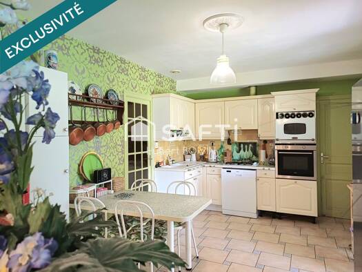 Maison à vendre 275 000 € 8 pièces 4 chambres 160 m² 720 m² de terrain Saint-Aubin-du-Cormier 35140