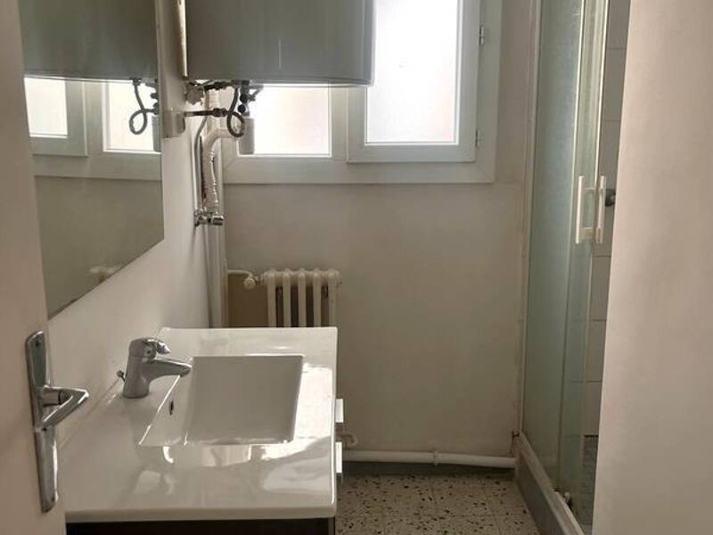 Maison à louer, 38m², MARSEILLE 5E