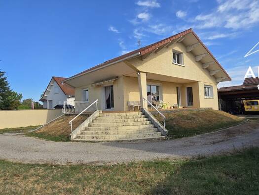Maison à vendre 359 000 € 5 pièces 1 chambre 150 m² 1 051 m² de terrain Château-Gaillard 01500