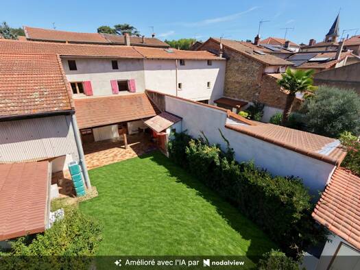Maison à vendre 183 000 € 6 pièces 4 chambres 124 m² 245 m² de terrain Saint-Uze 26240