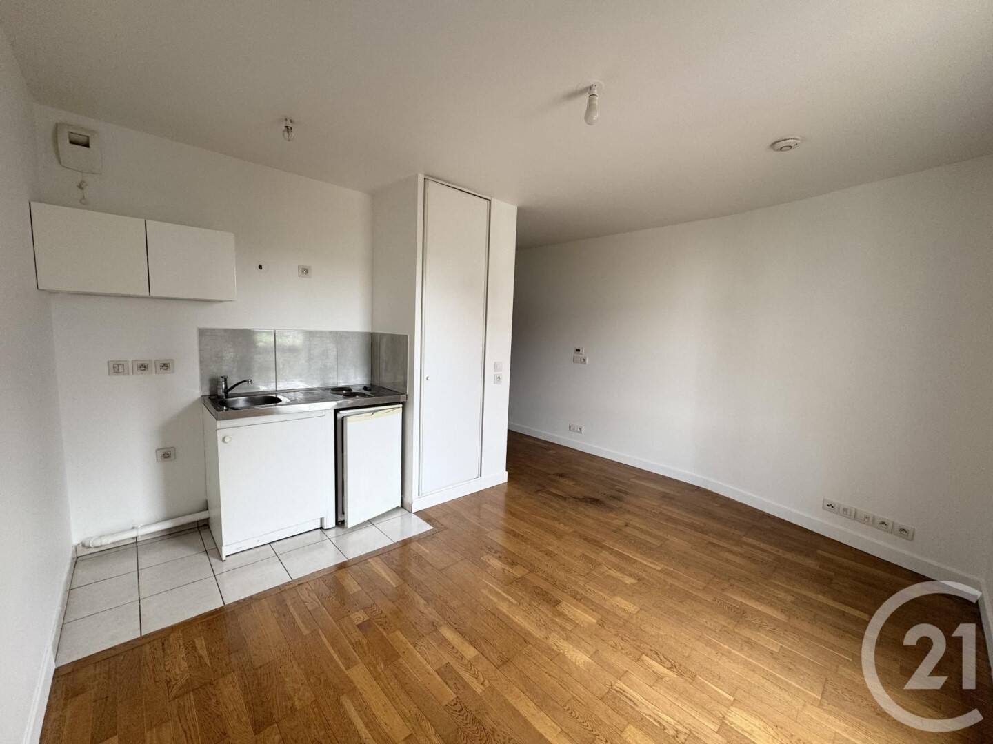Maison à louer, 24m², ISSY LES MOULINEAUX