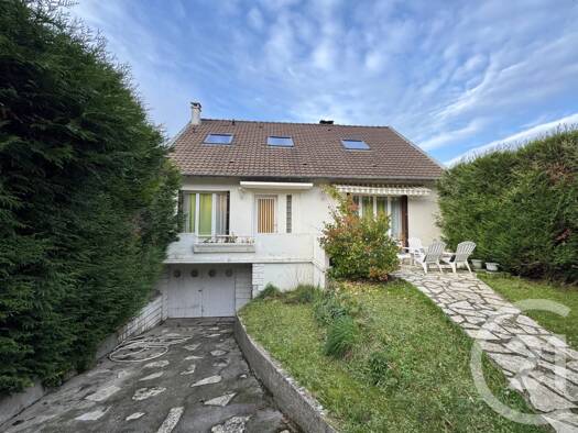 Maison à vendre 319 000 € 7 pièces 4 chambres 122 m² 459 m² de terrain Sud Arpajon 91290