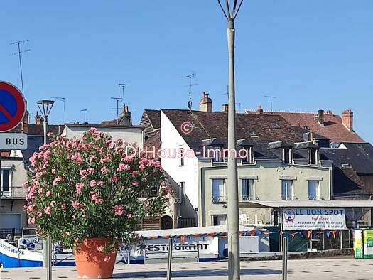 Immeuble à vendre 187 250 € 145 m² Montargis 45200