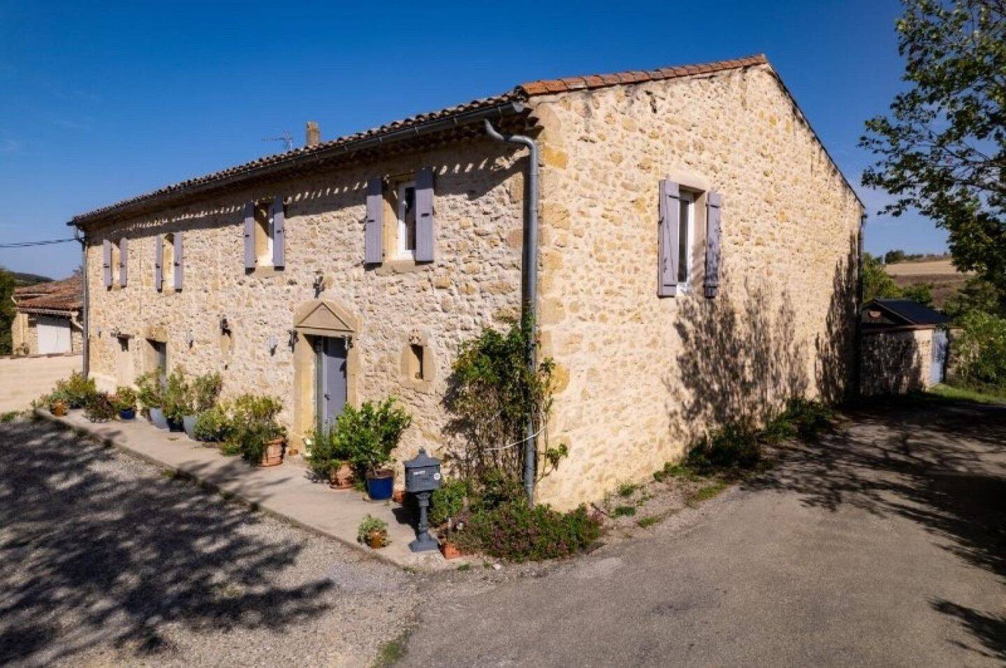 Maison à vendre, 250m², MAS SAINTES PUELLES