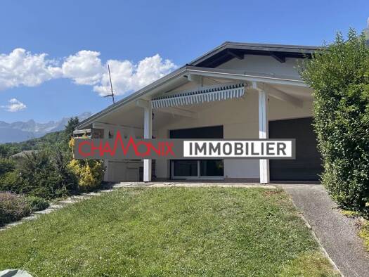 Maison à vendre 499 000 € 9 pièces 6 chambres 233 m² 1 069 m² de terrain Ouest et Nord Passy 74190