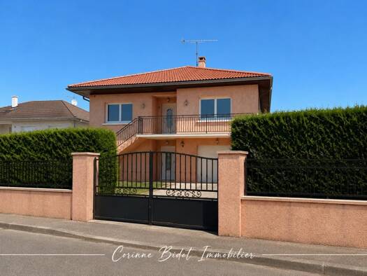 Pavillon à vendre 420 000 € 7 pièces 5 chambres 191,5 m² 812 m² de terrain Saint-Pierre-de-Chandieu 69780