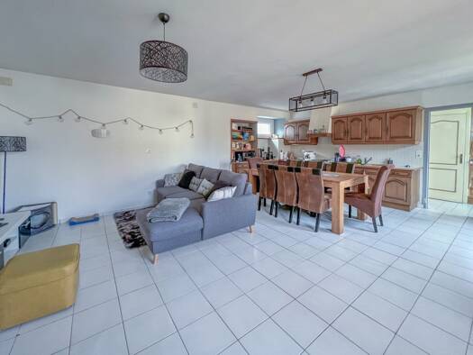 Maison à vendre 229 900 € 3 pièces 2 chambres 90 m² 171 m² de terrain Geveze 35850