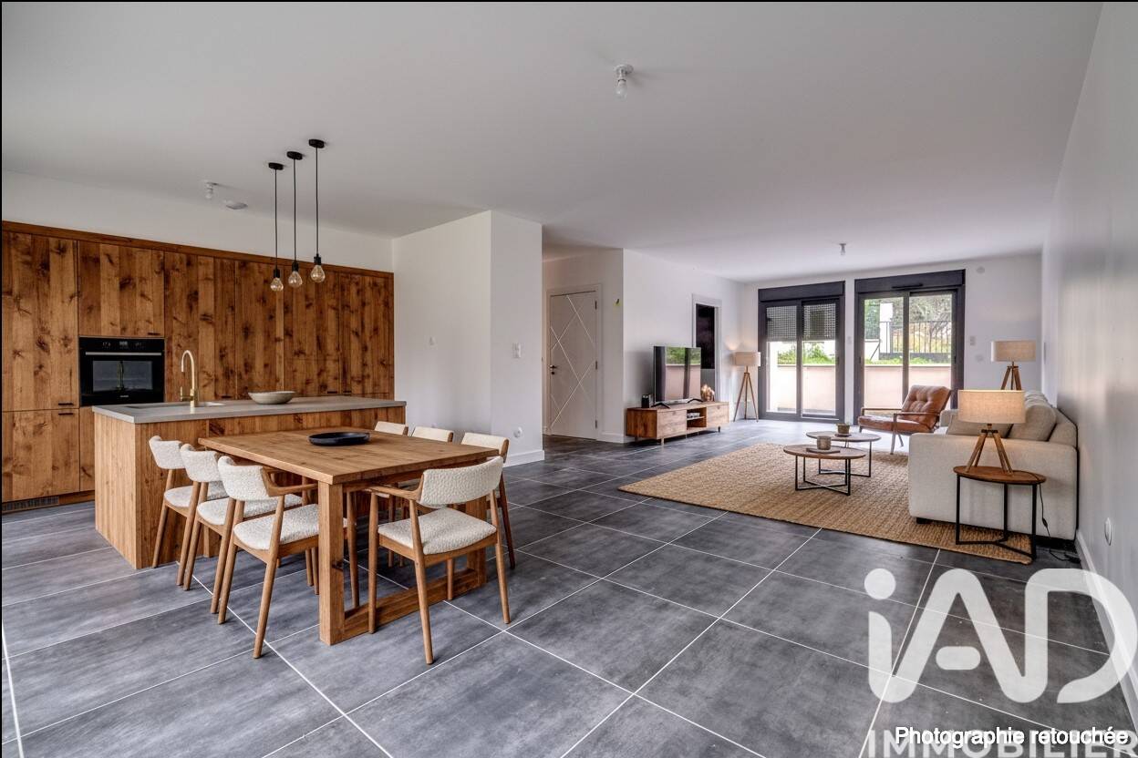 Maison à vendre, 143m², VILLENEUVE SUR BELLOT