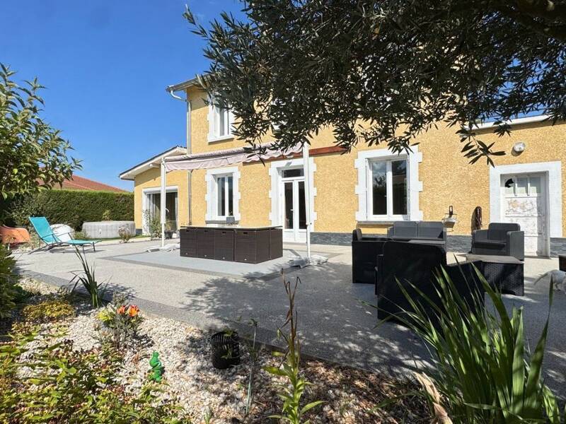 Maison à vendre, 100m², SAINT SIMEON DE BRESSIEUX