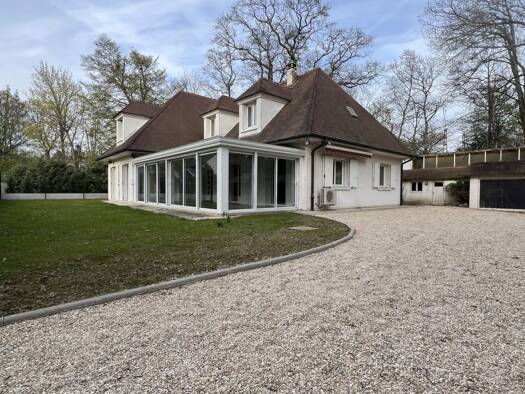 Maison à vendre 680 000 € 6 pièces 5 chambres 256 m² 1 014 m² de terrain Pomponne 77400