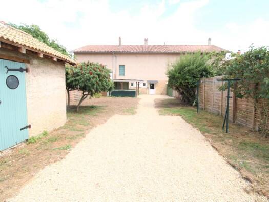 Maison à louer 995 € 4 pièces 3 chambres 98 m² dès le 05/05/2026 Peyzieux-sur-Saône 01140