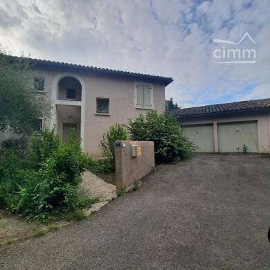 Maison à louer 1 303 € 7 pièces 6 chambres 140 m² Auvillar 82340