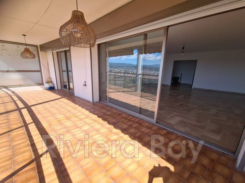 Maison à louer, 111m², NICE