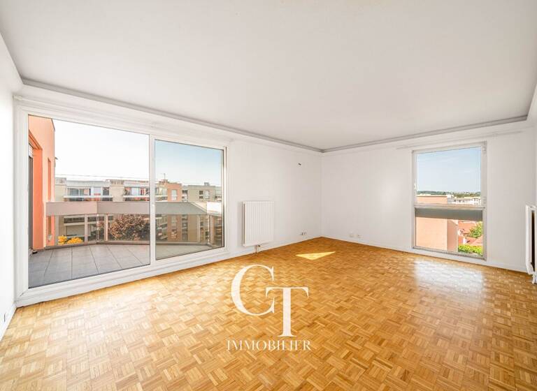 Appartement à louer 2 130 € 4 pièces 3<br/>chambres 103 m²<br/>superficie Dernier étage, 5/5<br/>étage Nouveau Chesnay Le Chesnay Rocquencourt 78150