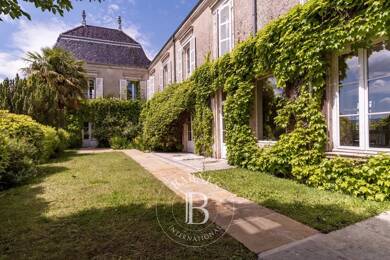Château à vendre 2 480 000 € 8 pièces 7 chambres 832,3 m² Montmerle-sur-Saône 01090