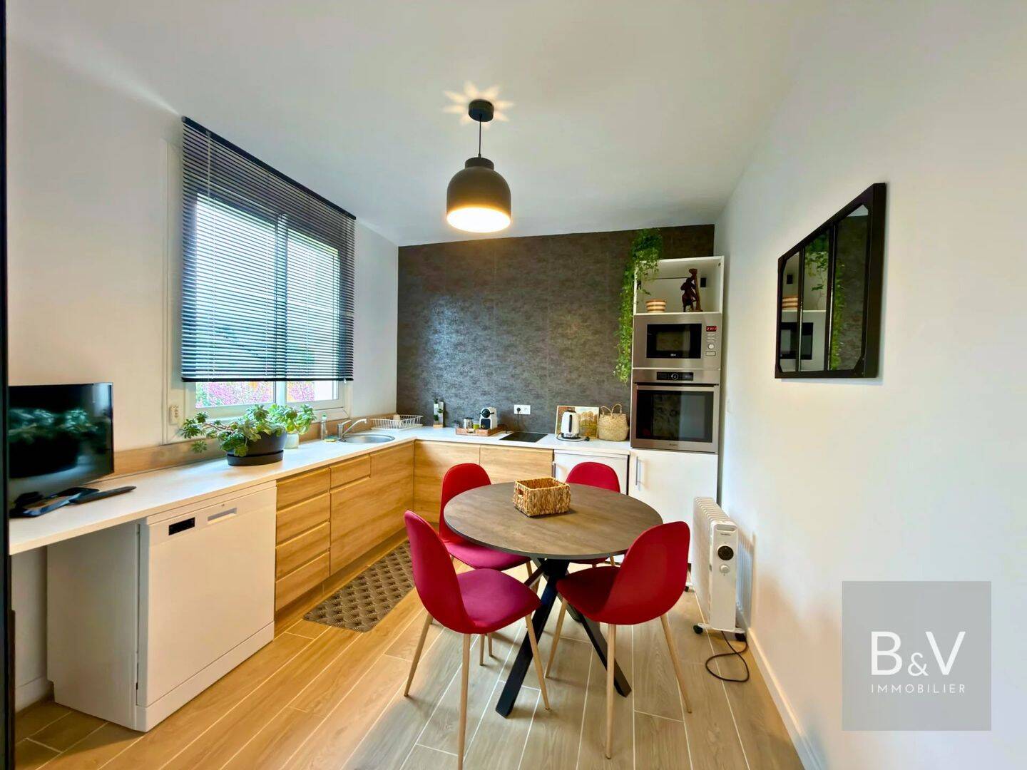 Maison moderne 6 pièces de 147 m² — 16