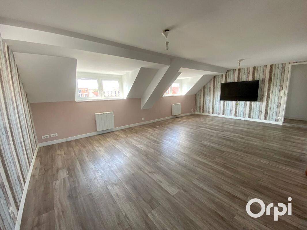 Maison à louer, 61m², CALAIS